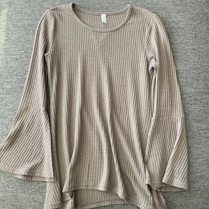 Dark taupe flowy waffle blouse